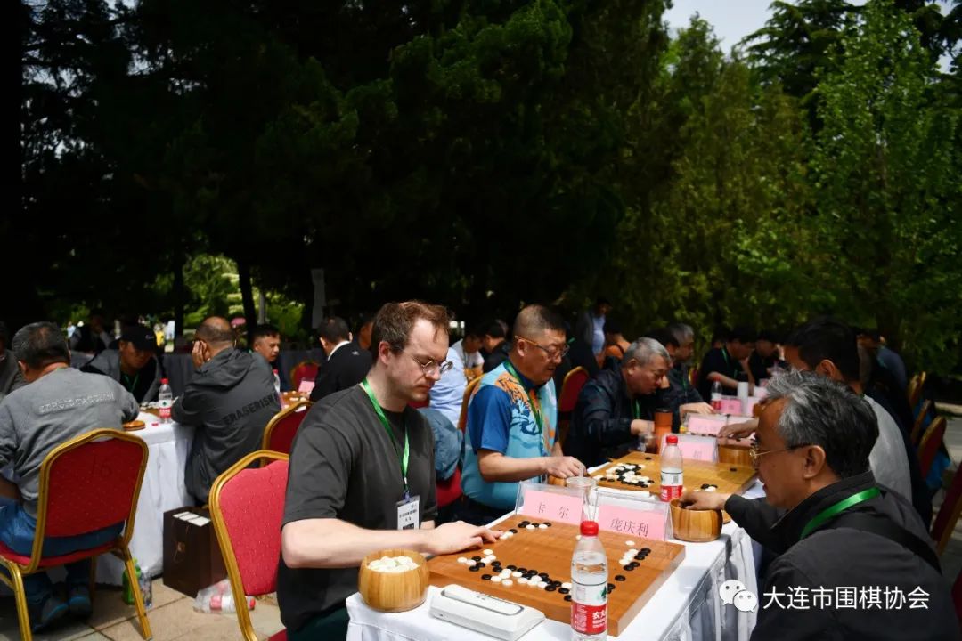 槐香四溢沁入八荒,槐香四溢