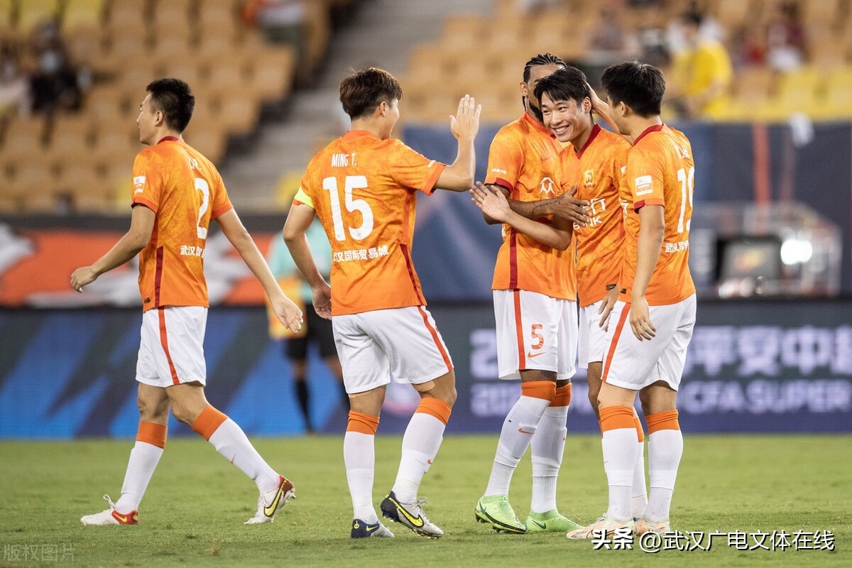 张华峻武汉足球,张华峻进球