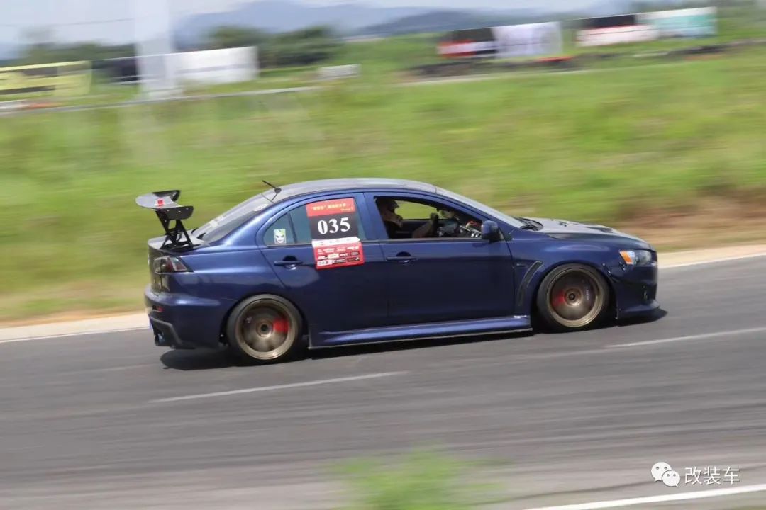 三菱翼神各个配置图片,翼神移植4b11t和evo10