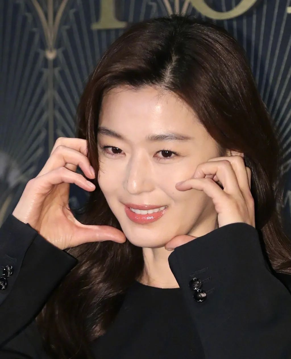 戛纳电影节巩俐红毯秀,巩俐戛纳电影节照片