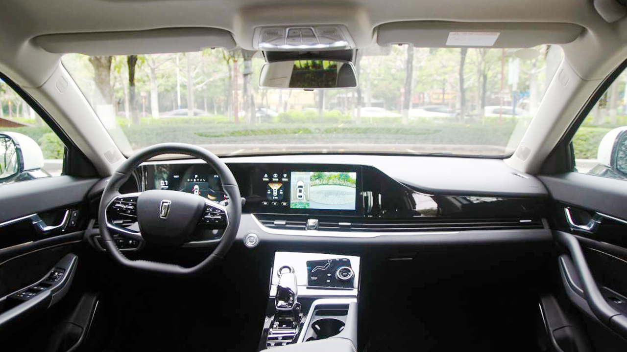 14奔腾b70试驾完整视频,2014奔腾b70运动豪华版