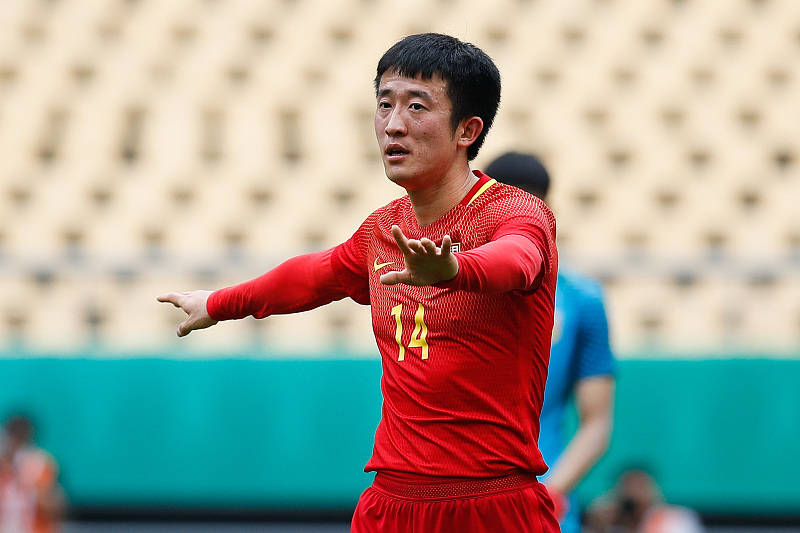 卖足球一个月如何赚10万,发展足球做什么赚钱