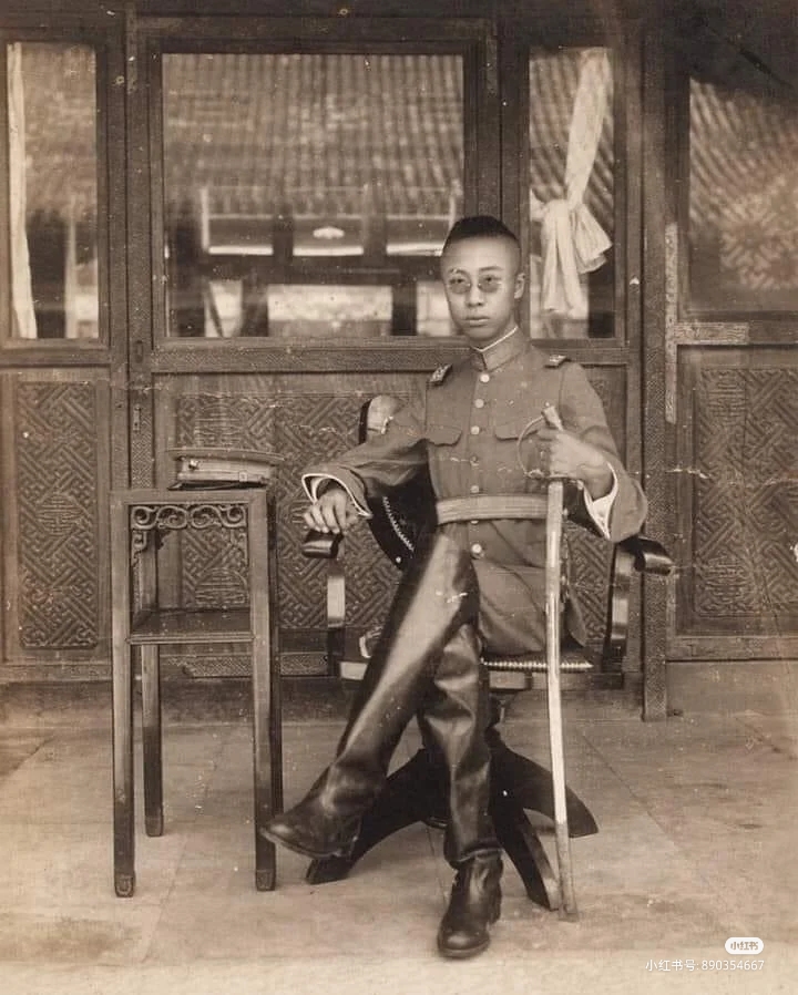 中国最后一位皇帝传奇一生,中国最后一个皇帝的后半生