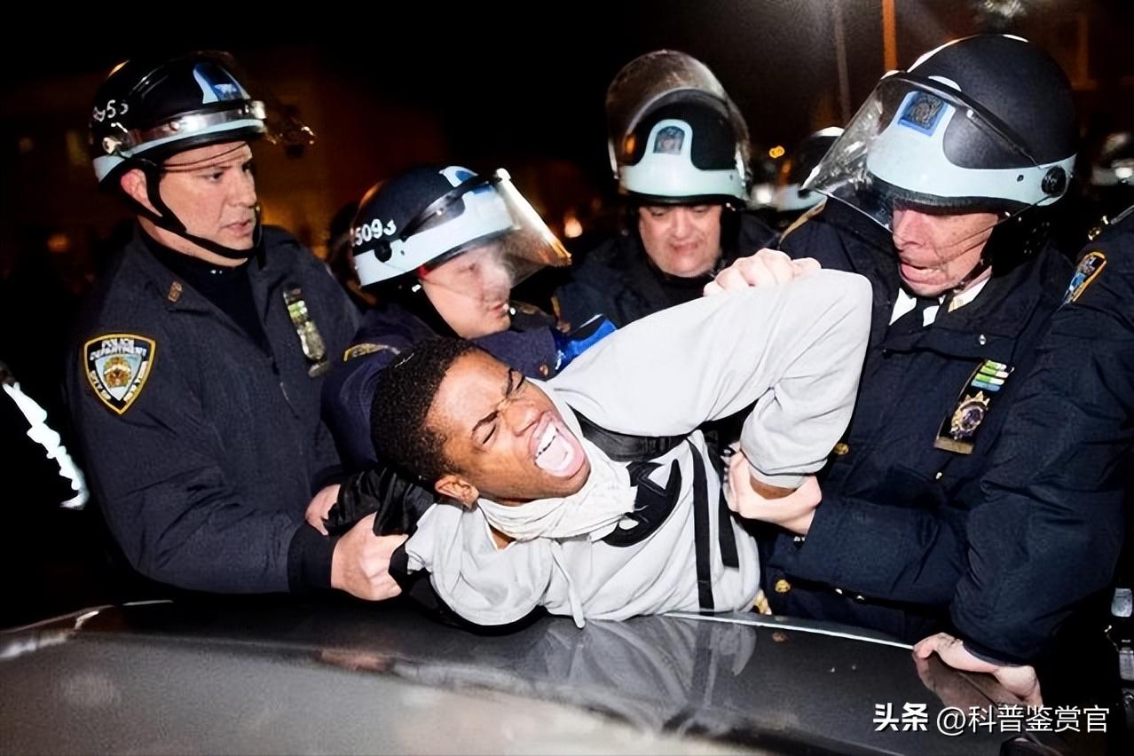 开一个监狱赚钱吗,美国私营监狱是如何赚钱的