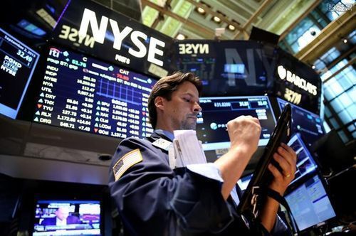 美股冲高回落纳指跌幅扩大至2%,加息恐慌美股两连阴纳指重挫