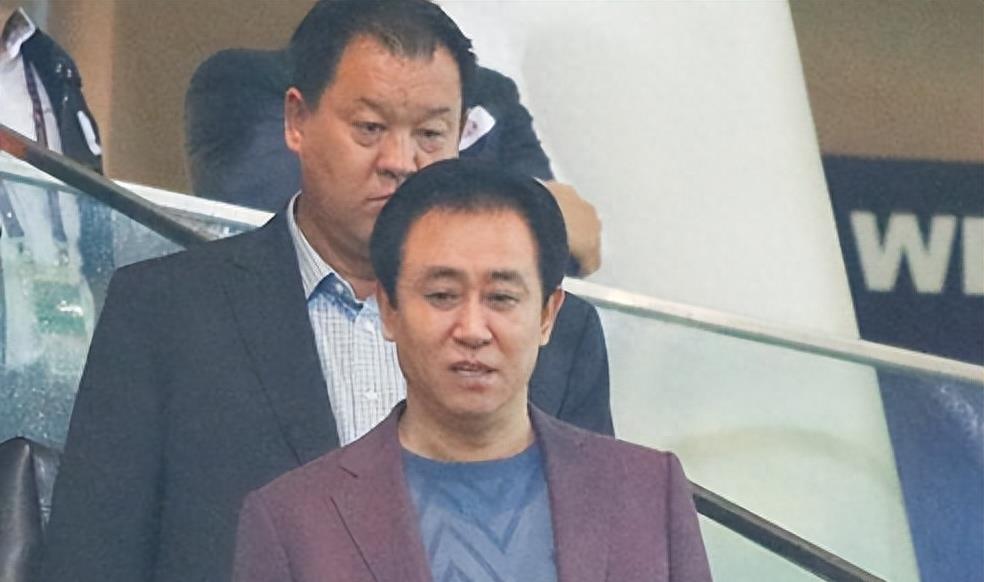 许家印歌舞团队演员照片,许家印歌舞团队演员状况