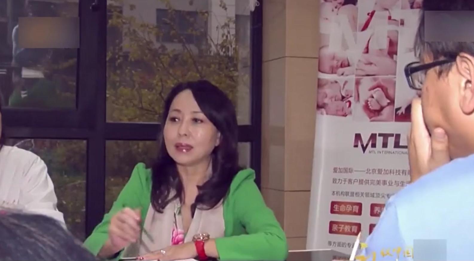 20岁小伙爱上39多岁女老板后续,19小伙子爱上大18岁女老板