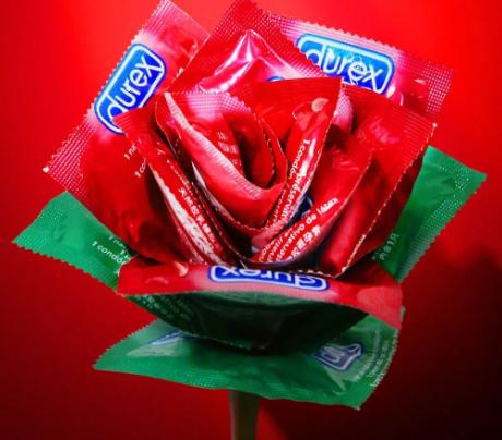 杜蕾斯的营销为什么那么牛逼 (杜蕾斯近期营销活动)