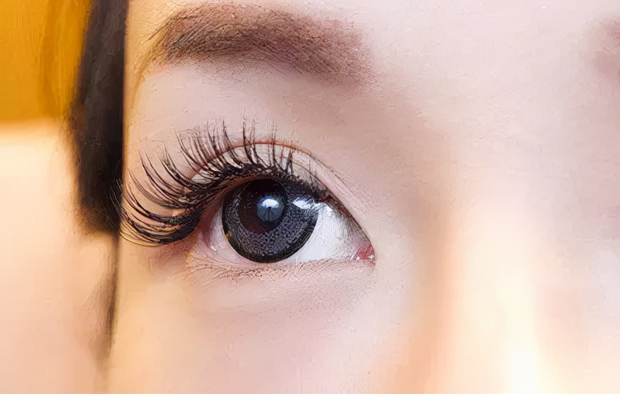 交叉睫毛嫁接视频教程,嫁接的睫毛很乱怎么办