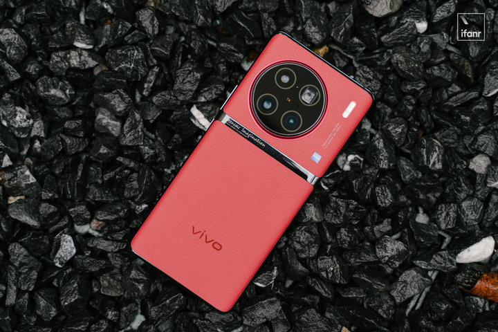 买手机别盲目这三款手机值得购买,2500元以内几乎零差评的五款手机