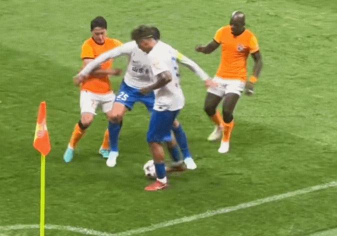 中超足球高能镜头集锦,盘点中国足球爆笑名场面