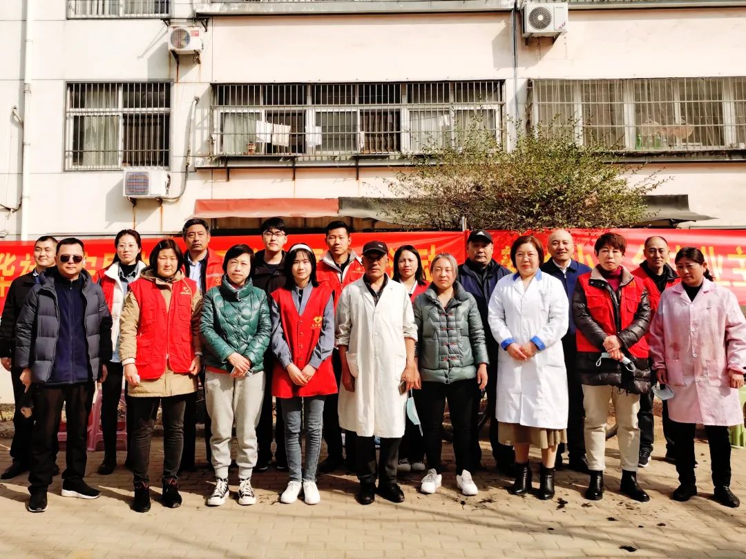 蒙阴街道新华社区:弘扬雷锋精神,服务居民群众