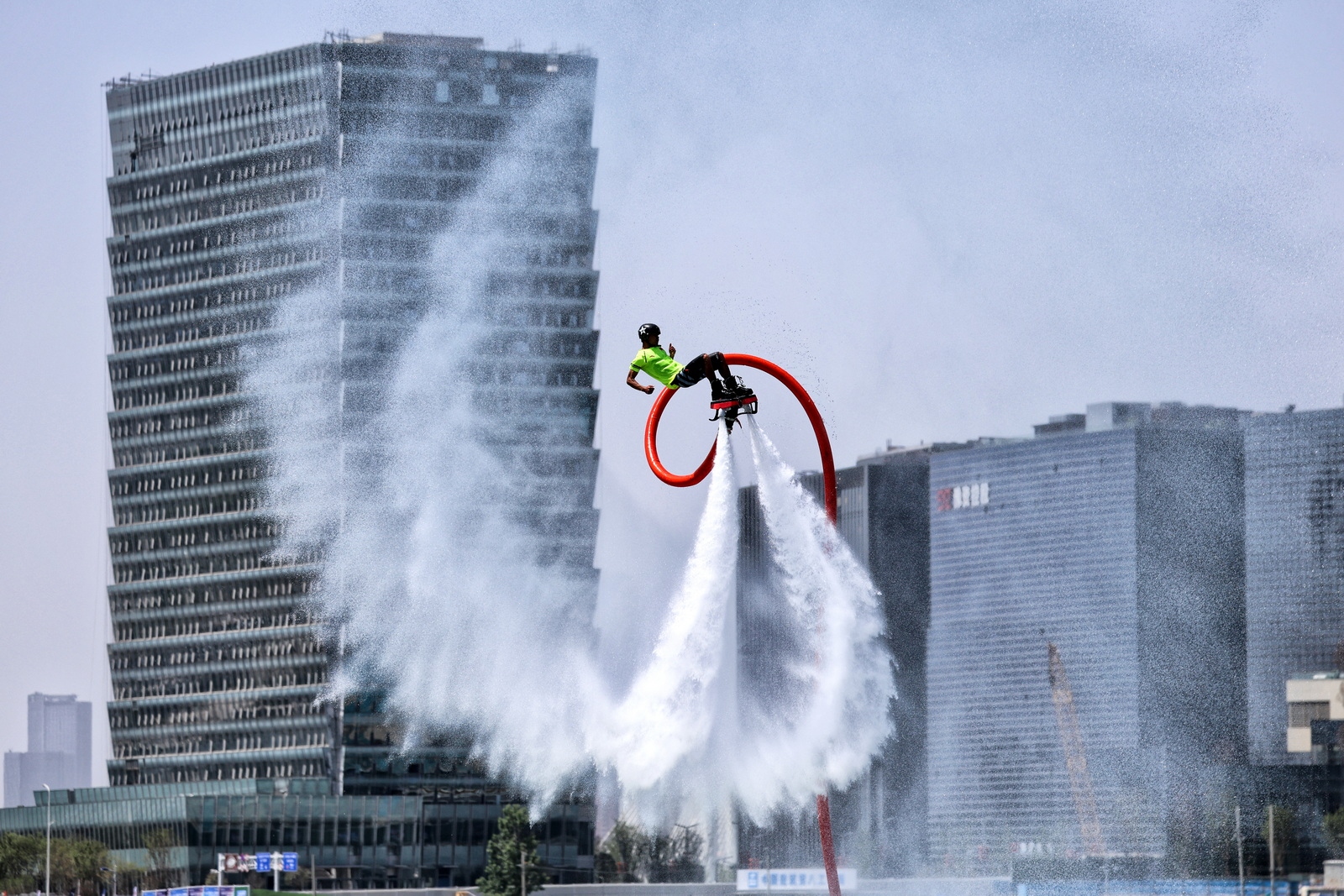 40寮犳瘡绉掔殑杩炴媿閫熷害,50寮犻渿鎾间汉蹇冪殑鎽勫奖浣滃搧