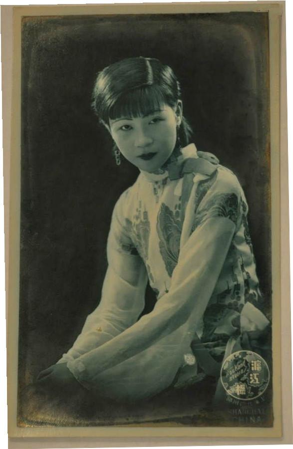 阮玲玉自尽后唐季珊做了什么,阮玲玉自尽之谜完整版