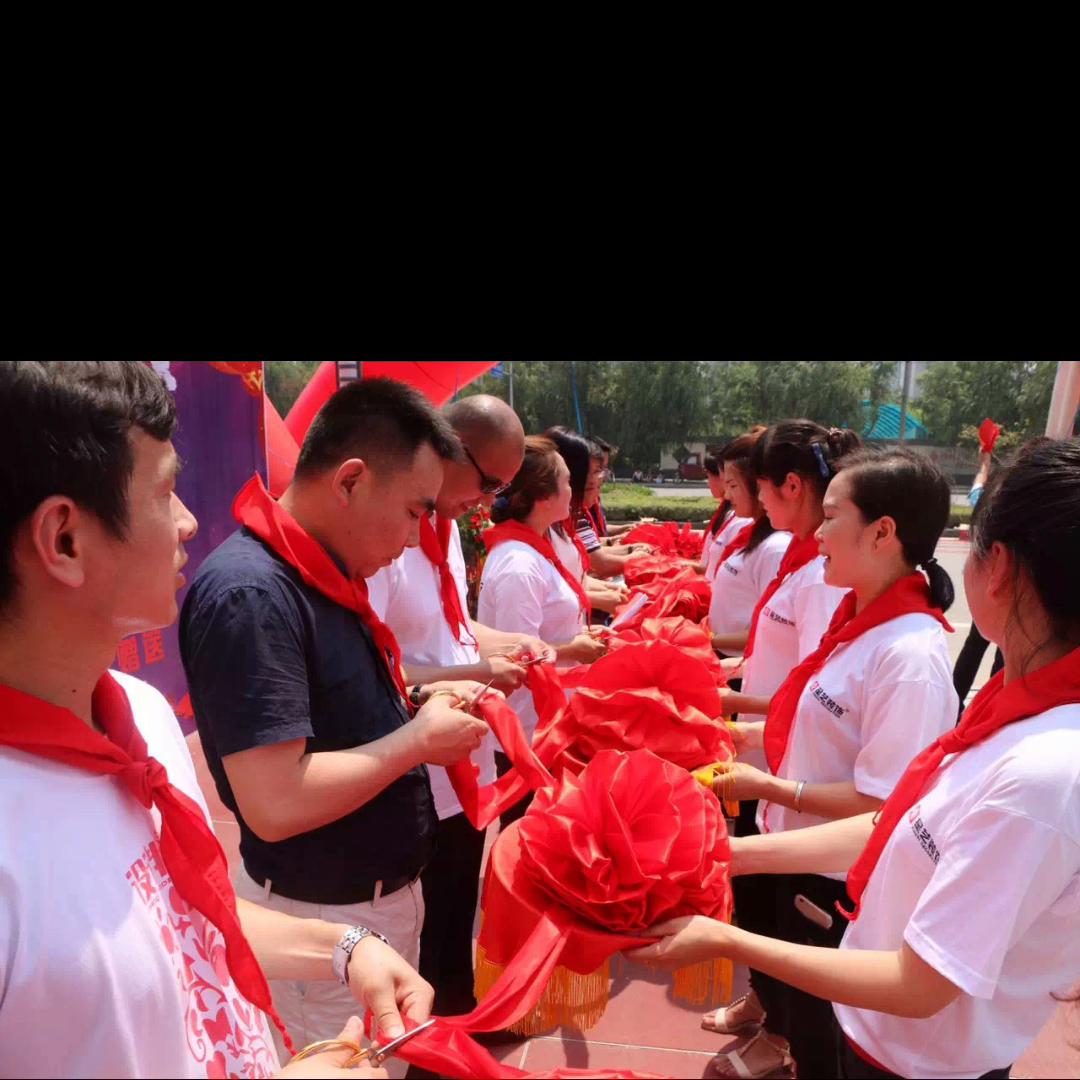 个人创业打拼故事,江西创业人士励志故事