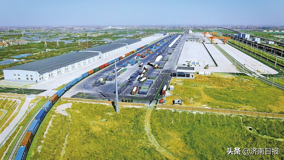 德国啤酒、意大利厨具……中欧班列给济南人运来了哪些海外“特产”？