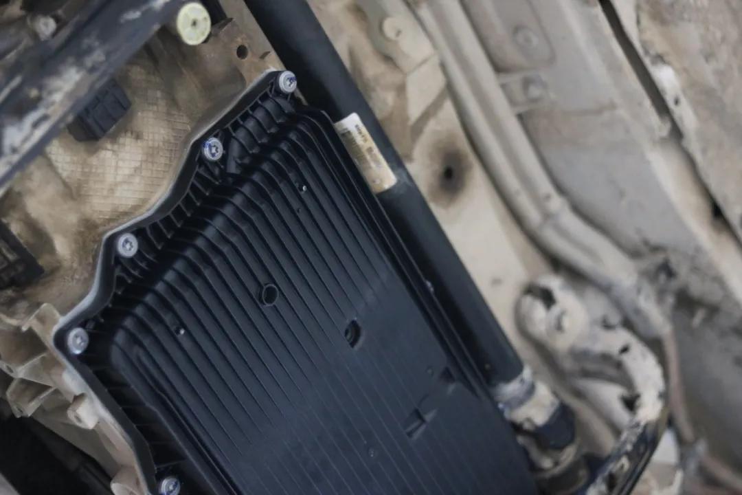 宝马x5翻新全过程,宝马x5老车翻新重庆渝北