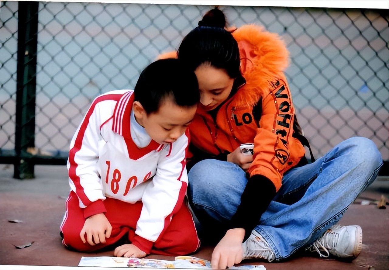 人到中年为什么越来越不舍得花钱,人到中年什么都需要钱