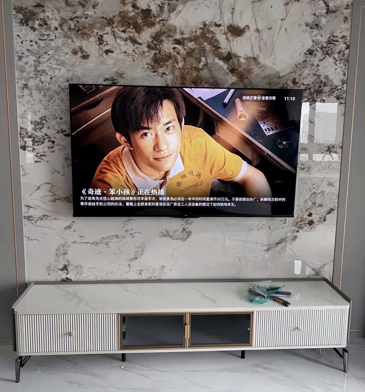 现在装修电视一般选多大的,现在装修客厅还要不要电视