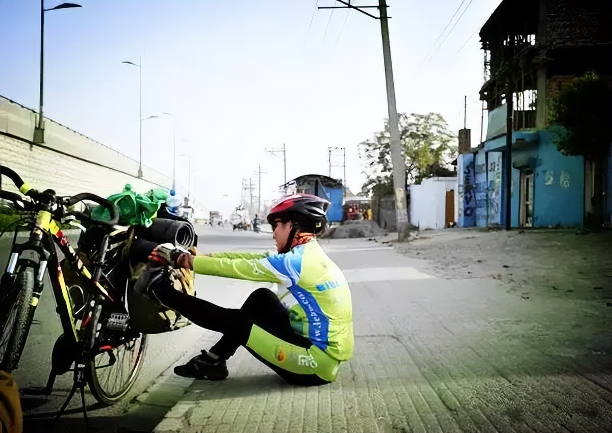 骑车大腿内侧抽筋最快恢复方法,骑车抽筋怎么拉伸