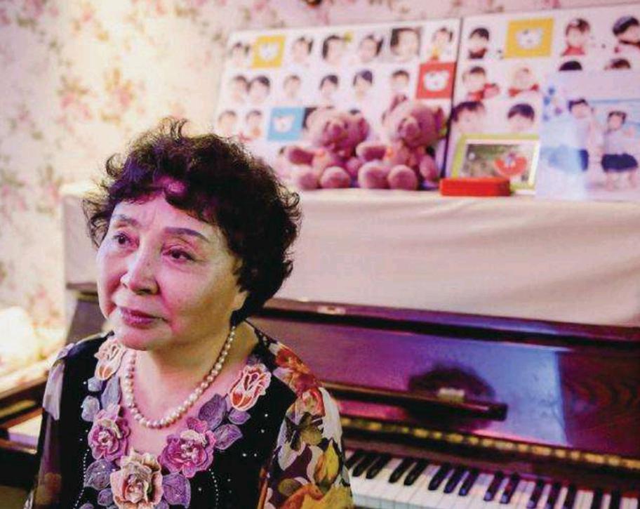 60岁失足老人生下双胞胎现状,60岁冒死生下双胞胎的老太太