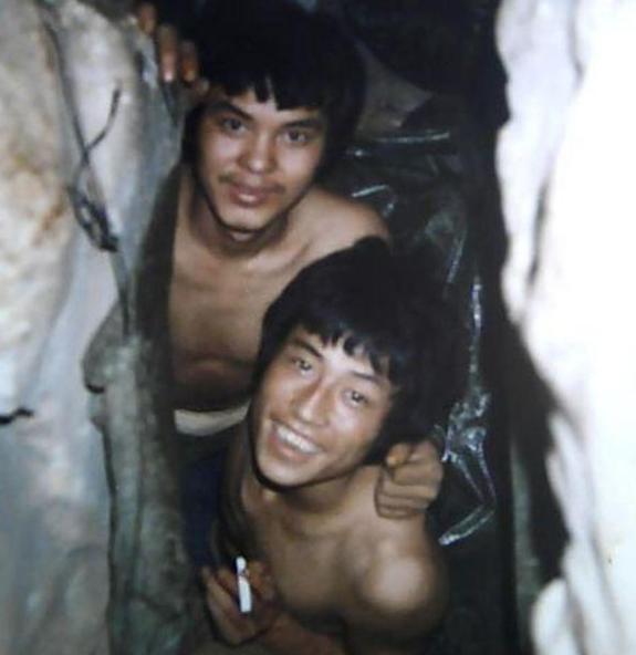 老山猫耳洞传奇完整版,老山猫耳洞驻守战士视频