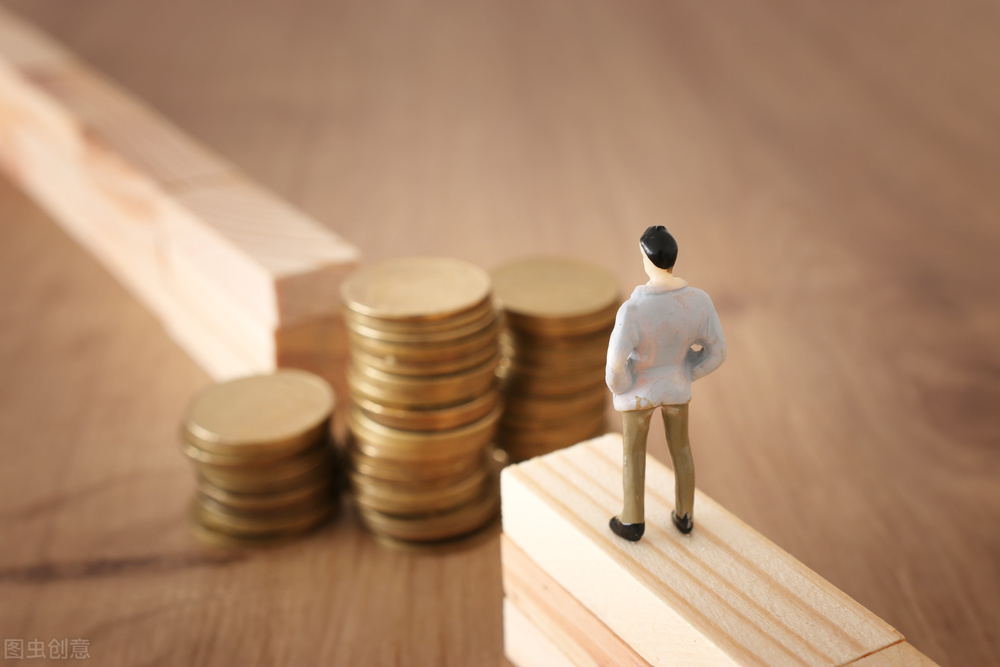 普通人怎么面对趋势,跟什么过不去也不要和趋势过不去