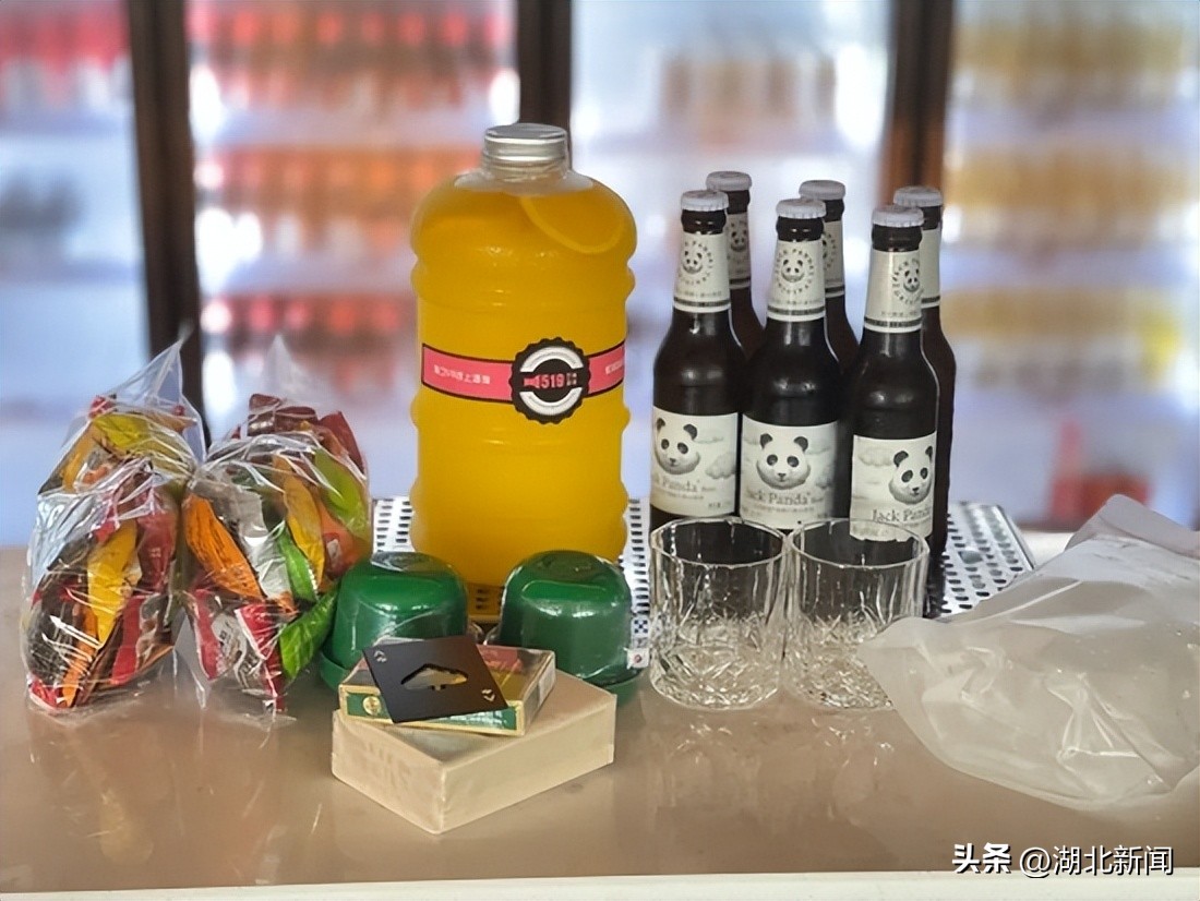 线上小酒馆投资风险和利润,做线上小酒馆挣钱吗