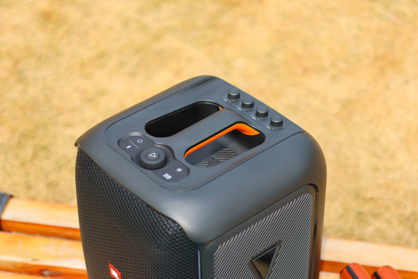 jbl欢唱版音箱评测,无线蓝牙双话筒音箱