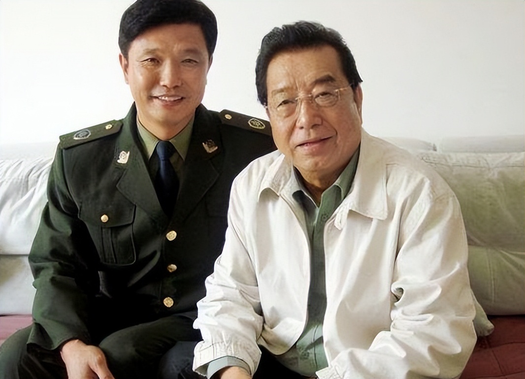 李双江之子李天一近况曝光,李贺与李双江和李天一