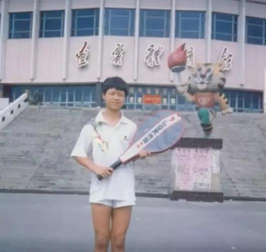 “网球天后”李娜：15岁爱上教练，24岁结婚，用前途赌他不会变心