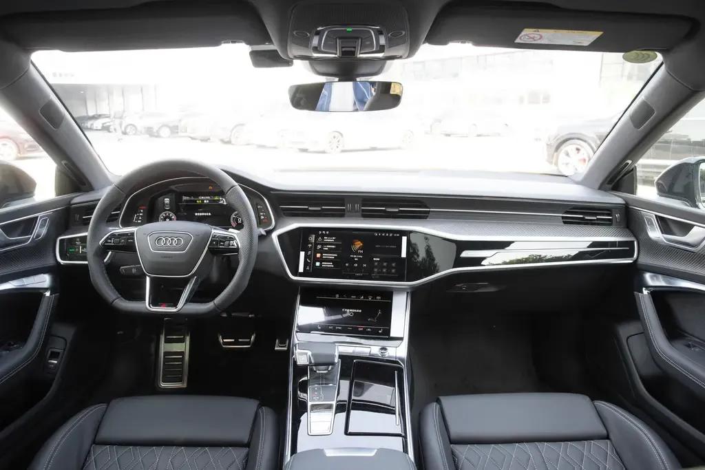 奥迪a7l落地多少钱2023款,2023奥迪a7