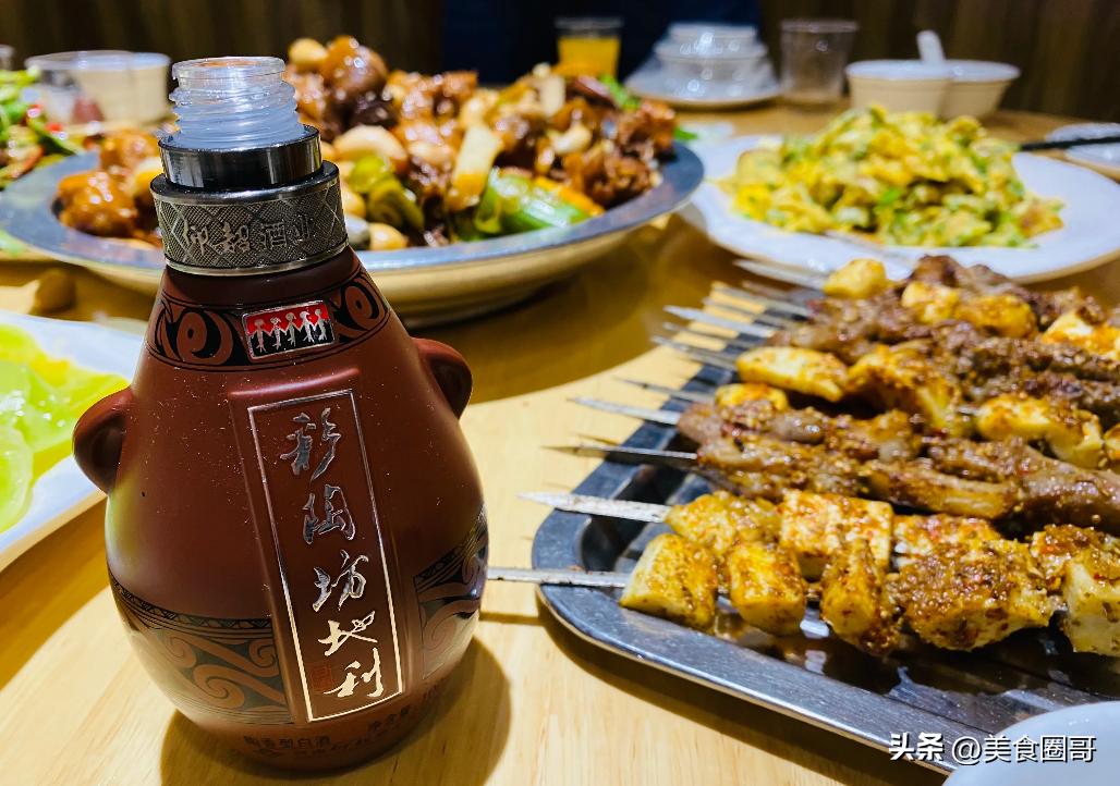 85年铁盖茅台外销和内销区别 (出口茅台和内销茅台有什么区别)