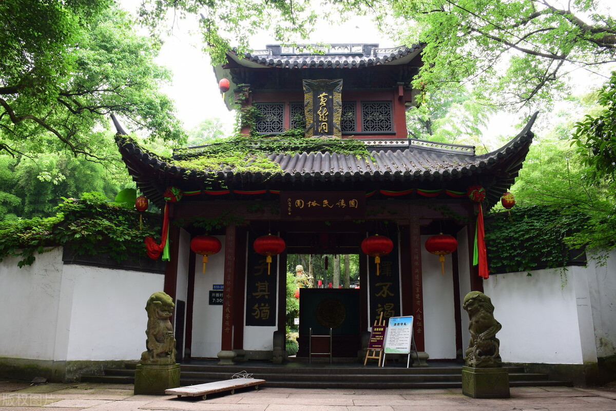 国庆必打卡寺庙推荐,夏季值得去的寺庙