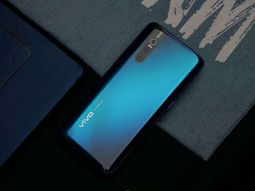 目前各类手机最好最强是哪款,目前各种性能最强的手机是哪款