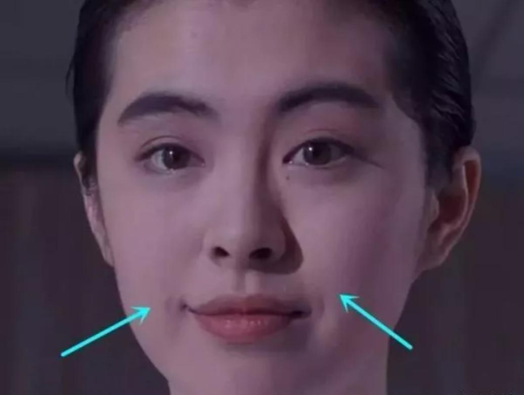 45岁的娃娃脸显老还是显年轻,娃娃脸为什么显年轻