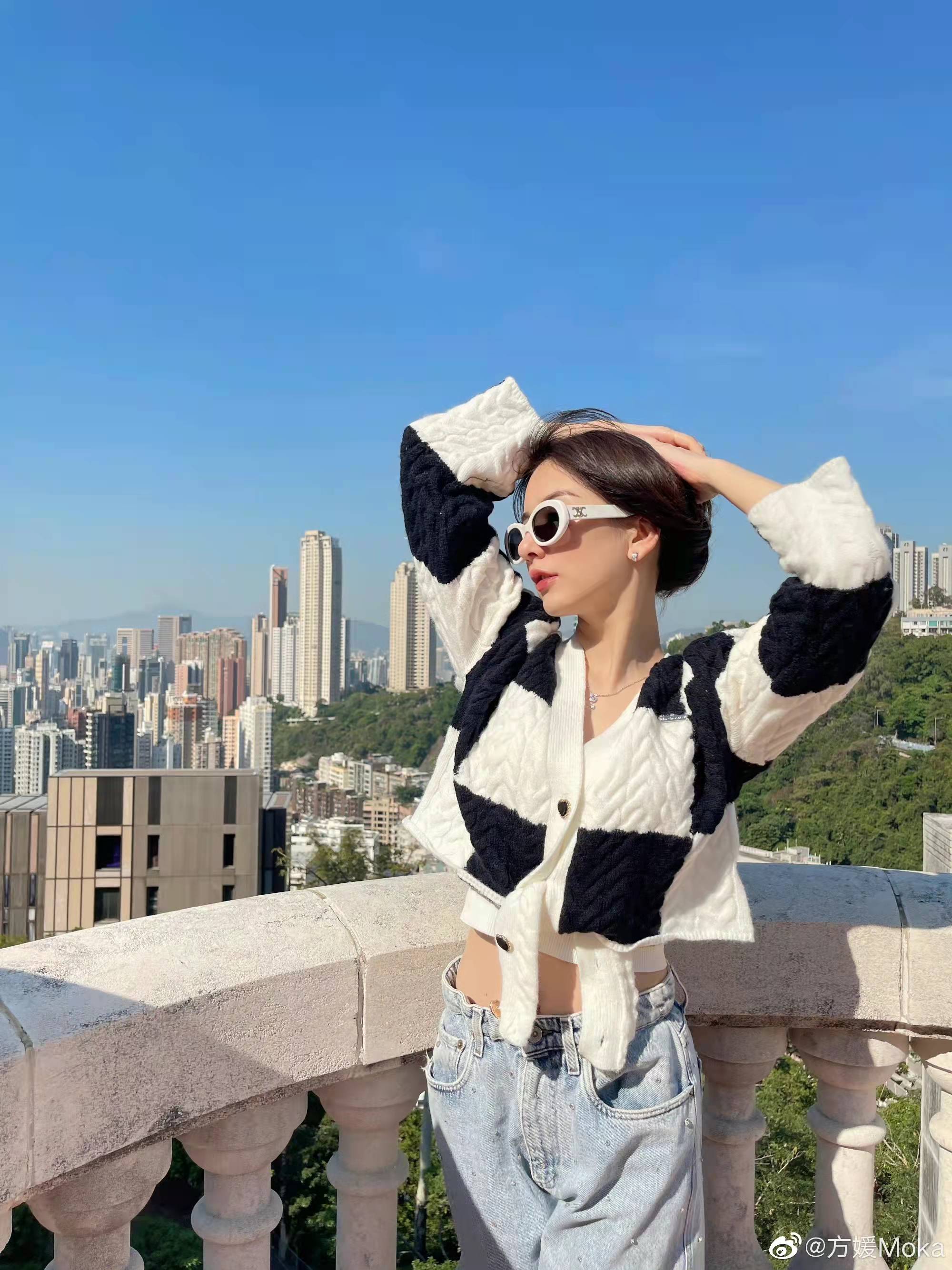 方媛健身秀背肌蚂蚁腰,方媛美容仪