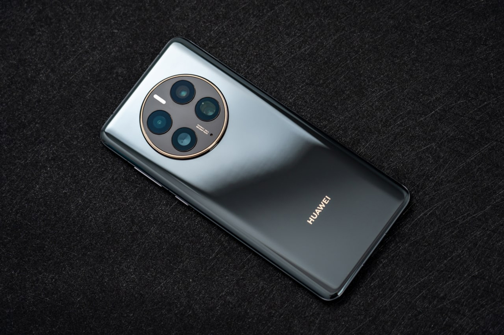 iphone14和华为mate50对比,iphone14和华为mate50运行对比