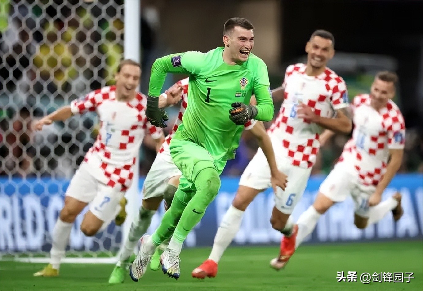 潘帕斯雄鹰复仇,潘帕斯雄鹰掀翻梦之队