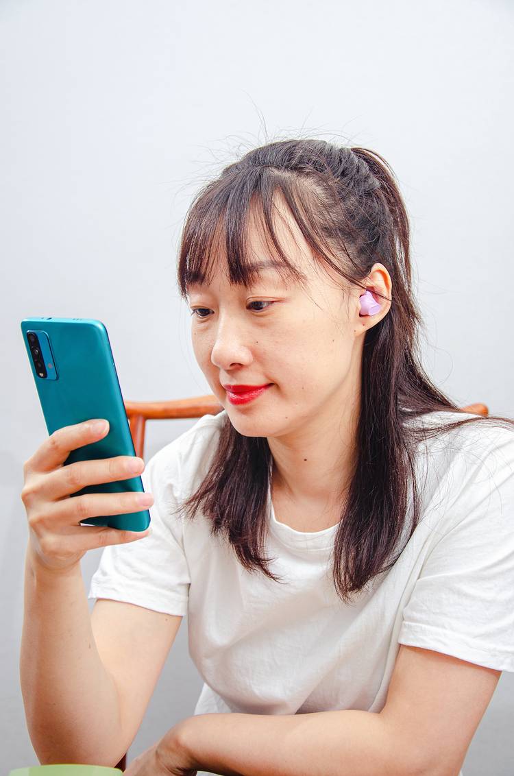 GIEC杰科蓝牙耳机,小巧玲珑蓝牙音响