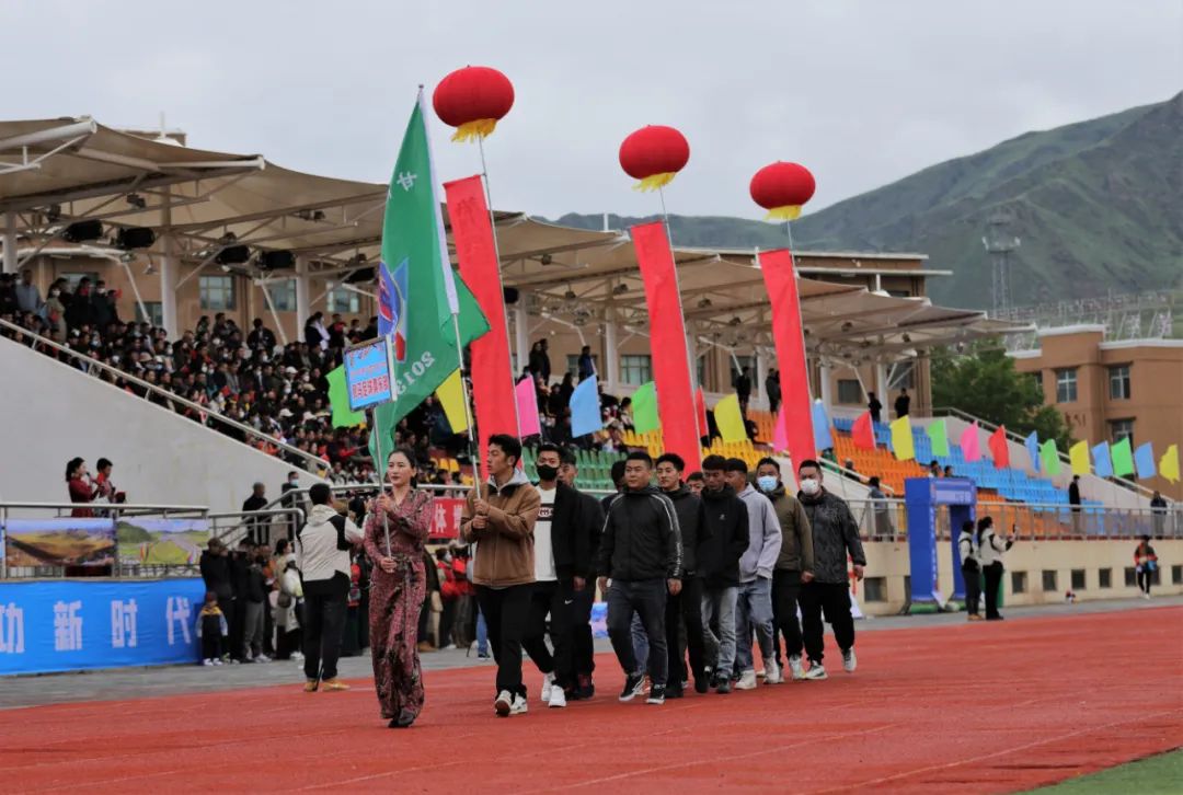 驰骋杯篮球赛,甘南足球争霸赛