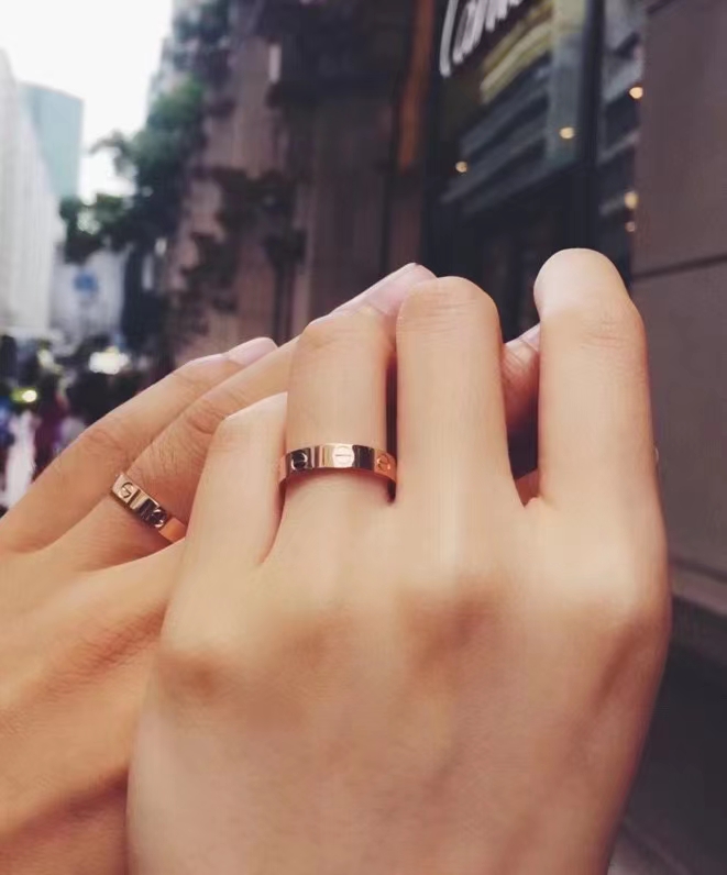 cartier卡地亚love情侣对戒18k玫瑰金,卡地亚对戒款式新款