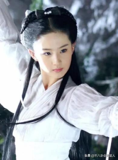 发腮堪比毁容的女星,发腮成大方脸