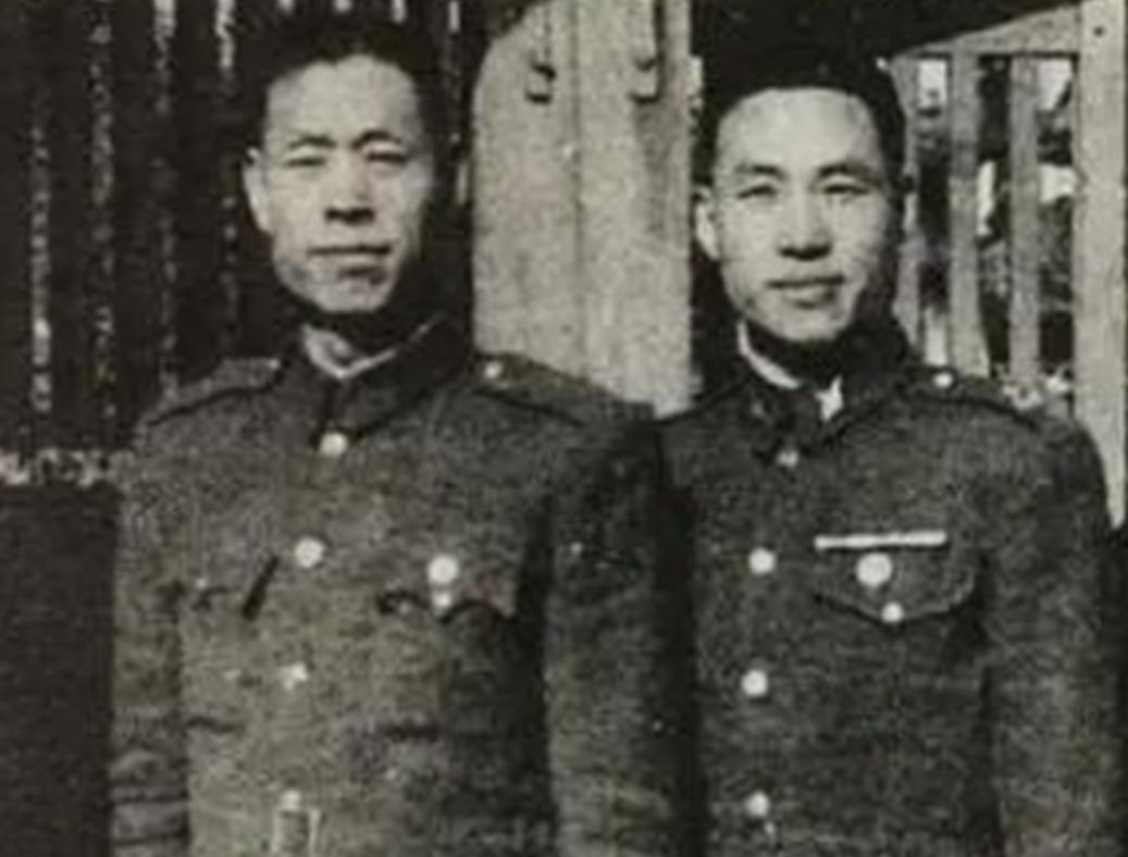 国军上校到延安被劝返，1年后周恩来对他说：到蒋介石身边去