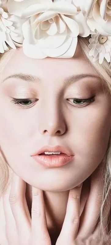 美女画家挑战冷军，画少女人体，放大10倍看细节让网友不淡定