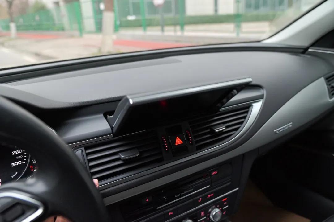 17款a72.0t四驱quattro,老款a7四驱quattro