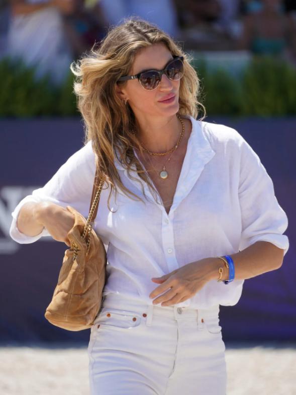 穿蓝色永不过时的高级感,意式轻奢风的高级感蓝色