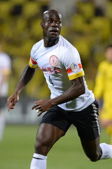 萨利小传丨五连跳亮相世俱杯,敬业的中超抢断王