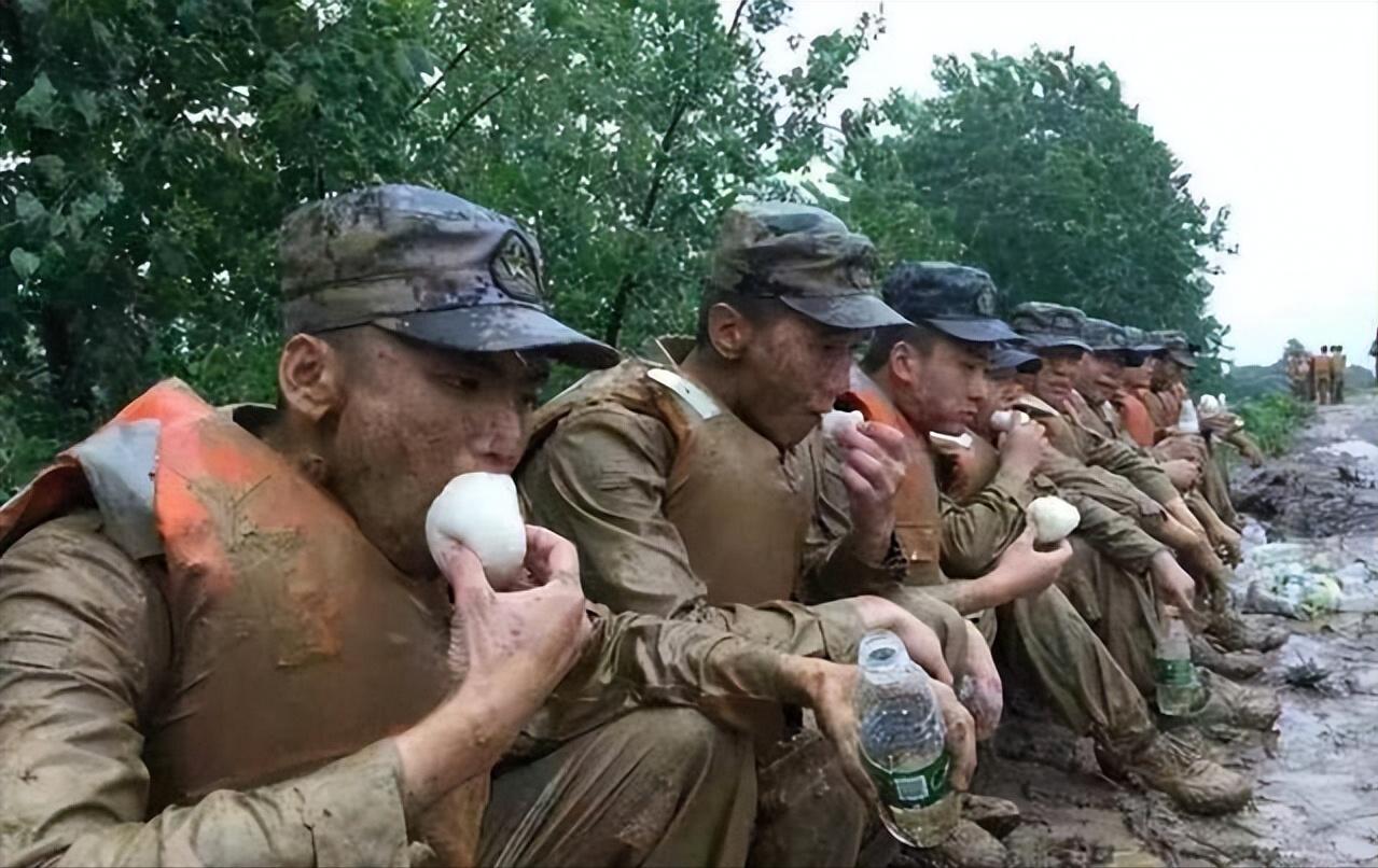 云南李盈考多少分,云南女孩李盈为什么要考国防科大