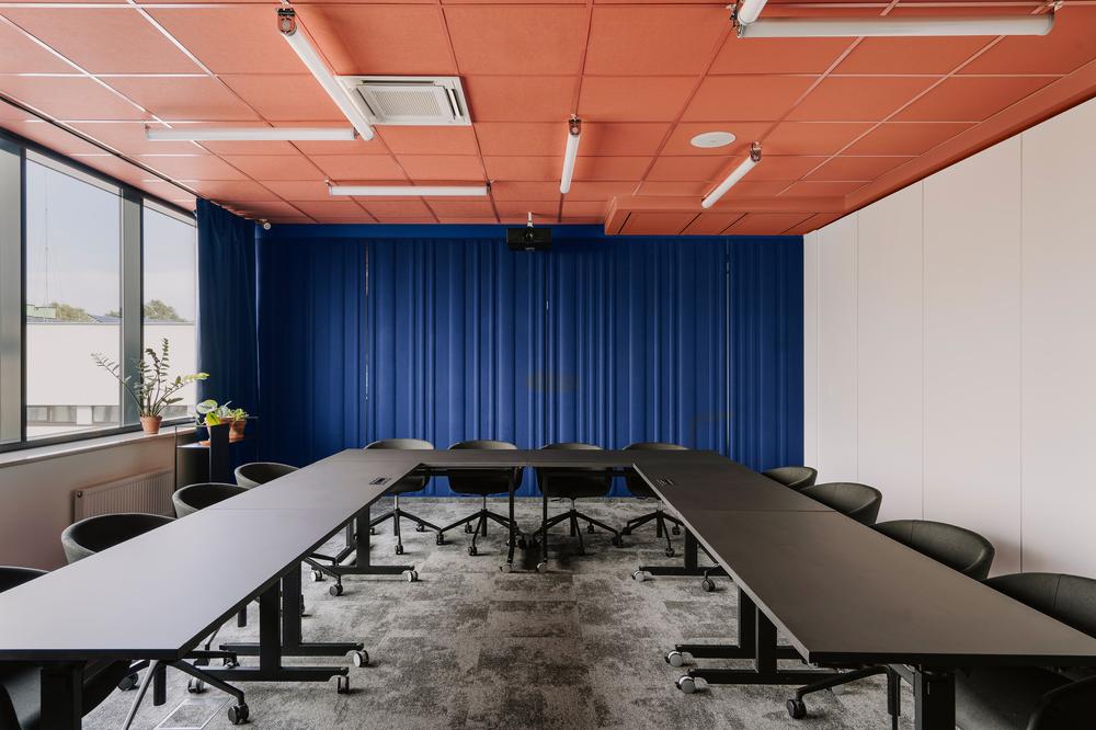 精致工业美学物流集团EnvioGroup波兰办公设计欣赏